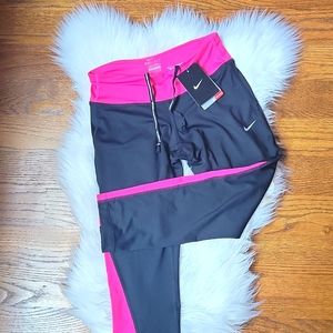 Nike capri workout leggings NWT